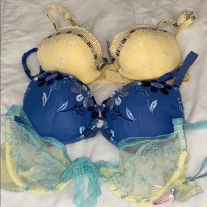 Victoria’s Secret Bra Bundle- 34C